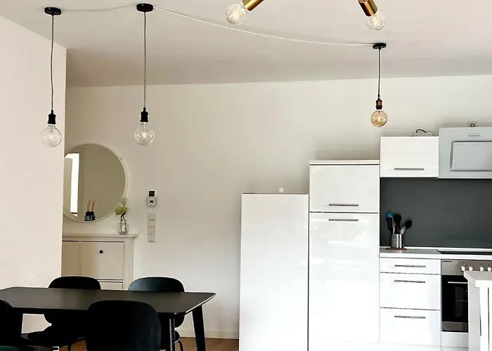 2 Zkb Apartment In Mannheim Kueche - Parken - Grosser Tv